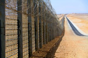 Valla fronteriza entre Israel y Egipto Foto: Idobi Wikipedia CC BY-SA 3.0