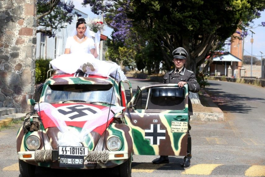 Incredible: a Mexican couple got married in a Nazi-themed wedding