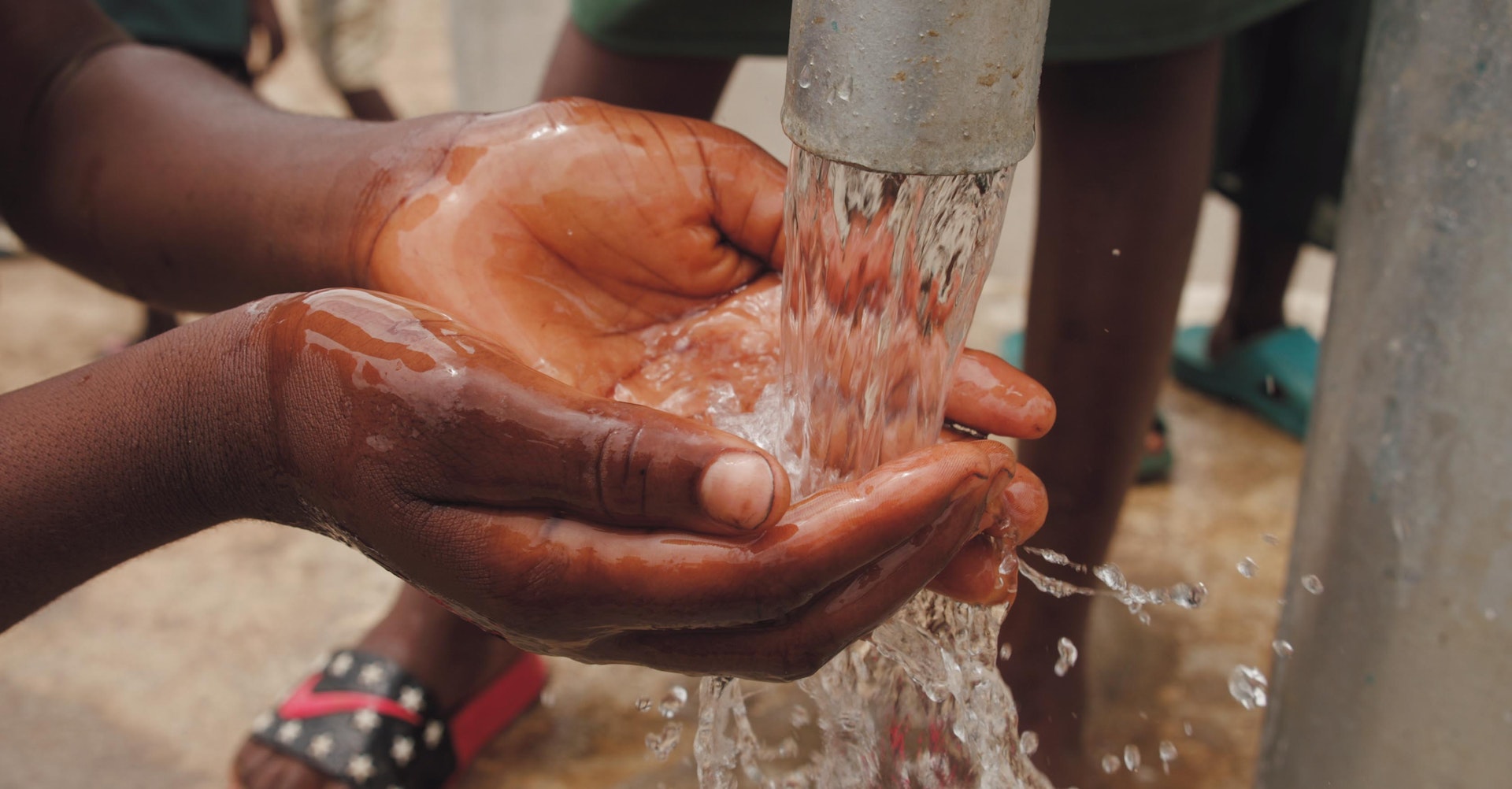 Tres startups israelís utilizarán su tecnología para llevar agua potable a diversos pueblos en el continente africano. Foto: Kelly/Pexels.