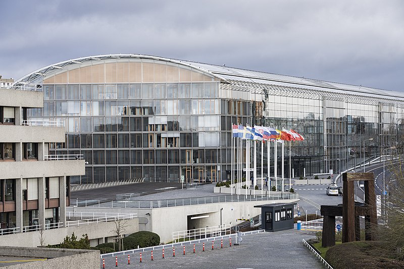 Sede central del Banco Europeo de Inversiones en Luxemburgo. Foto: Caroline Martin/CC BY-SA 3.0 IGO, via Wikimedia Commons.