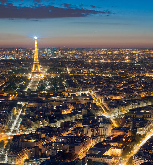 La torre Eiffel desde la Tour Montparnasse., París, Francia. Foto: Getfunky/CC BY 2.0, via Wikimedia Commons.