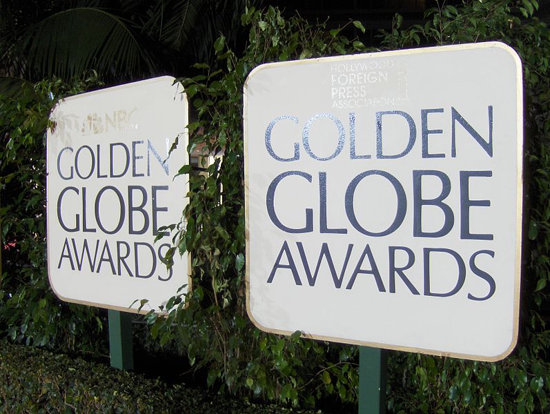 Carteles de los premios Globo de Oro. Foto: Peter Dutton from Forest Hills/Queens/USA, CC BY 2.0, via Wikimedia Commons.