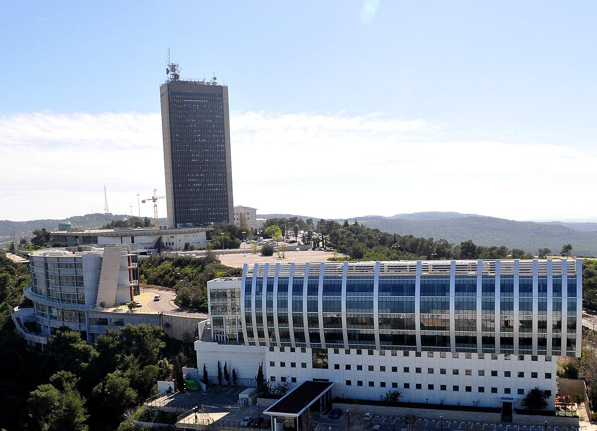 Universidad de Haifa, en la cima del Monte Carmel. Foto: Roger Zvi , CC POR 3.0, vía Wikimedia Commons.