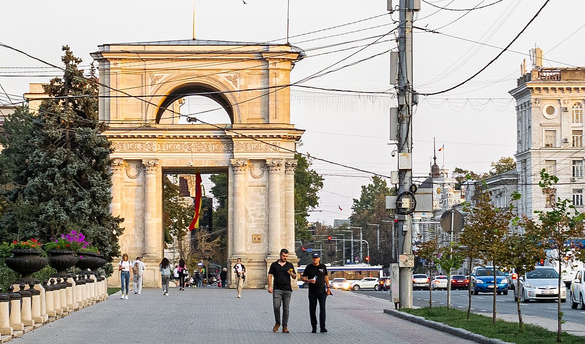 Arco di Trionfo, Chisinau, Repubblica di Moldavia. Foto: Photobank MD da Chisinau, Moldavia, CC0, tramite Wikimedia Commons.